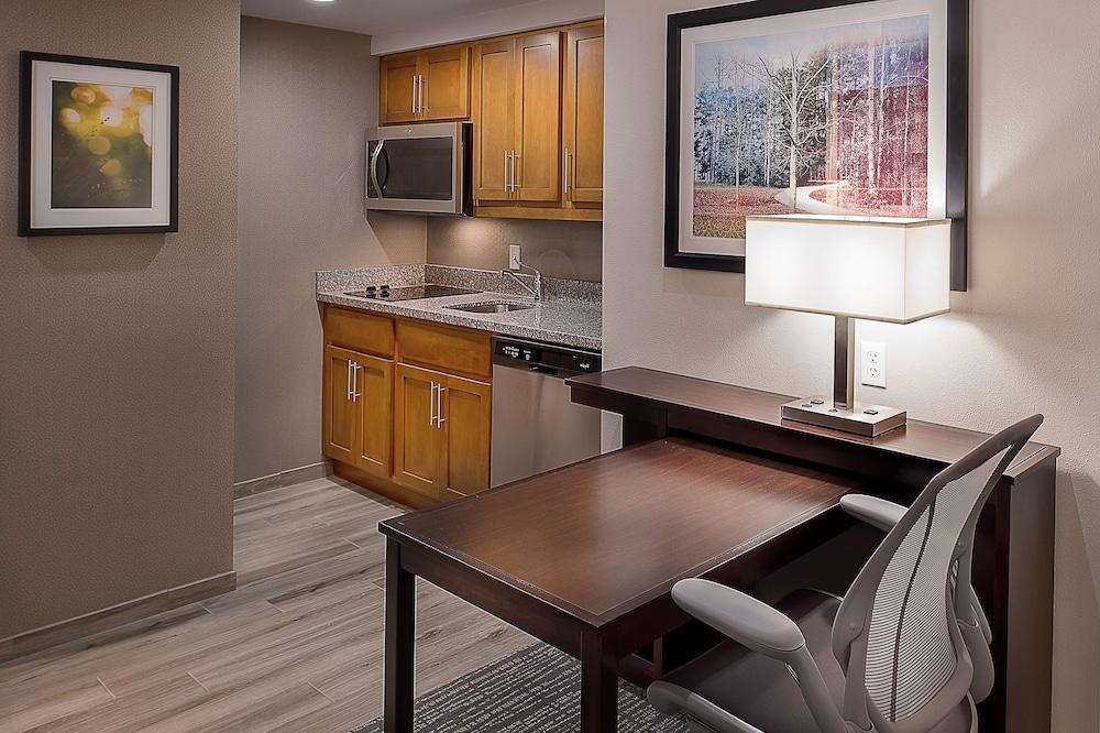 Homewood Suites By Hilton St. Louis Westport Мэриленд-Хайтс Экстерьер фото